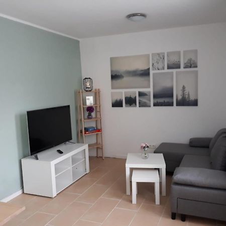 Am Bahnhof Ketzin Apartment Bagian luar foto