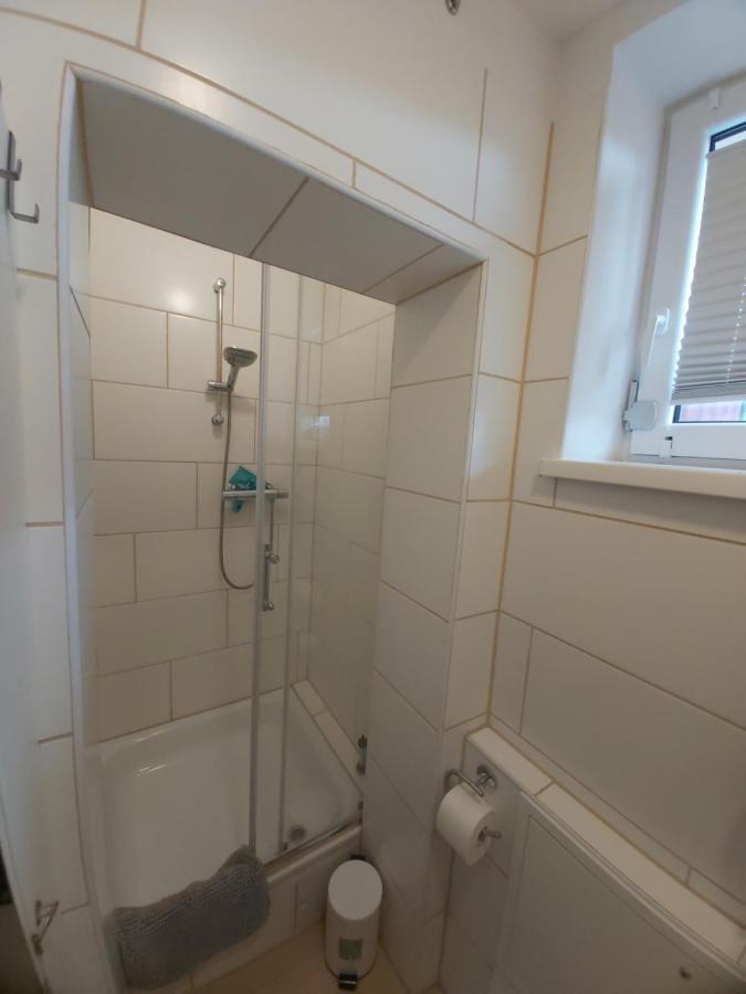 Am Bahnhof Ketzin Apartment Bagian luar foto